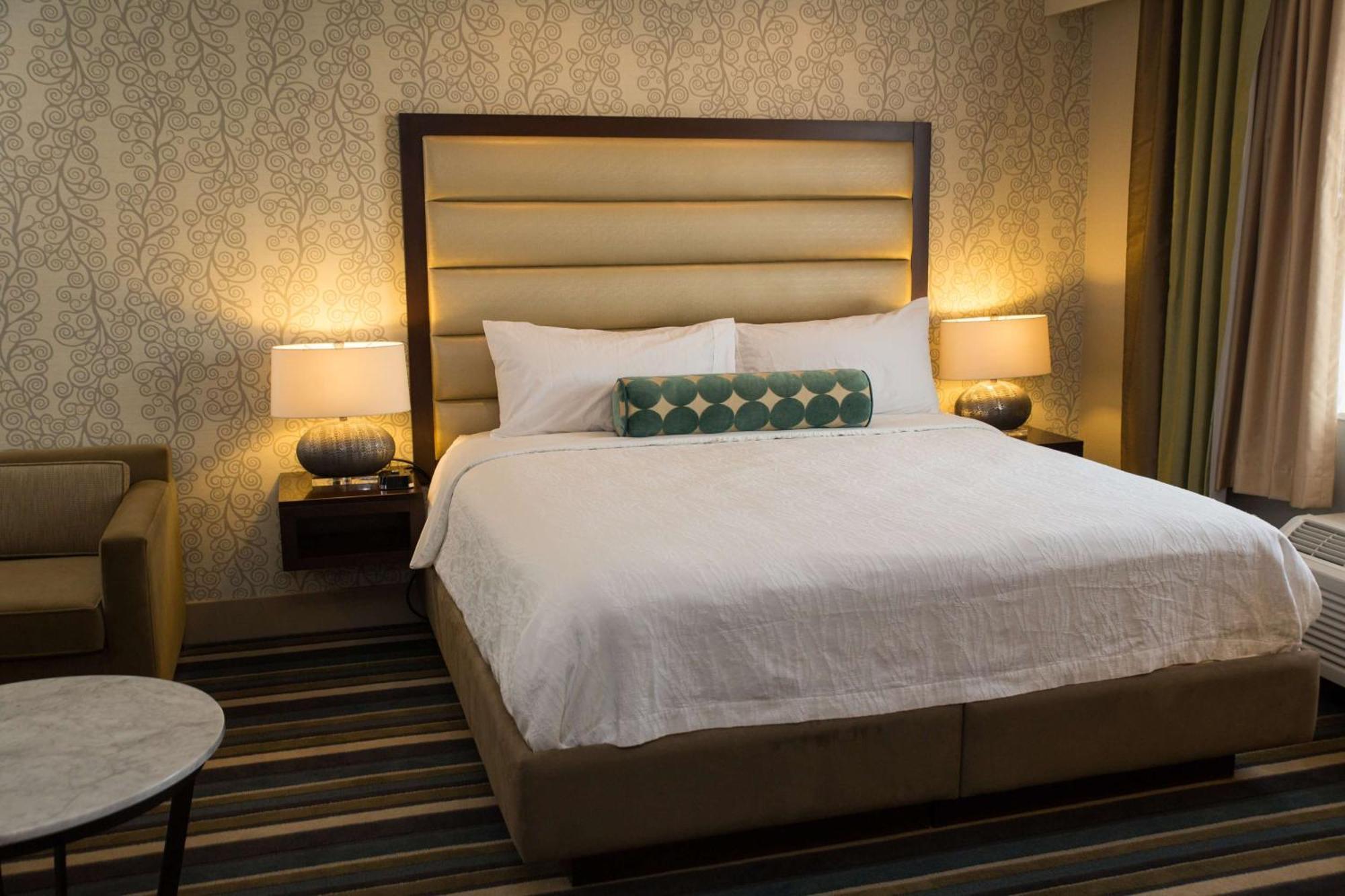 Hilton Garden / Los Angeles Hotel